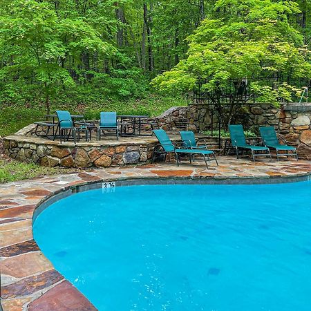 Chalet W Hot Tub, Large Deck, Grill, & Fast Wifi Berkeley Springs Luaran gambar